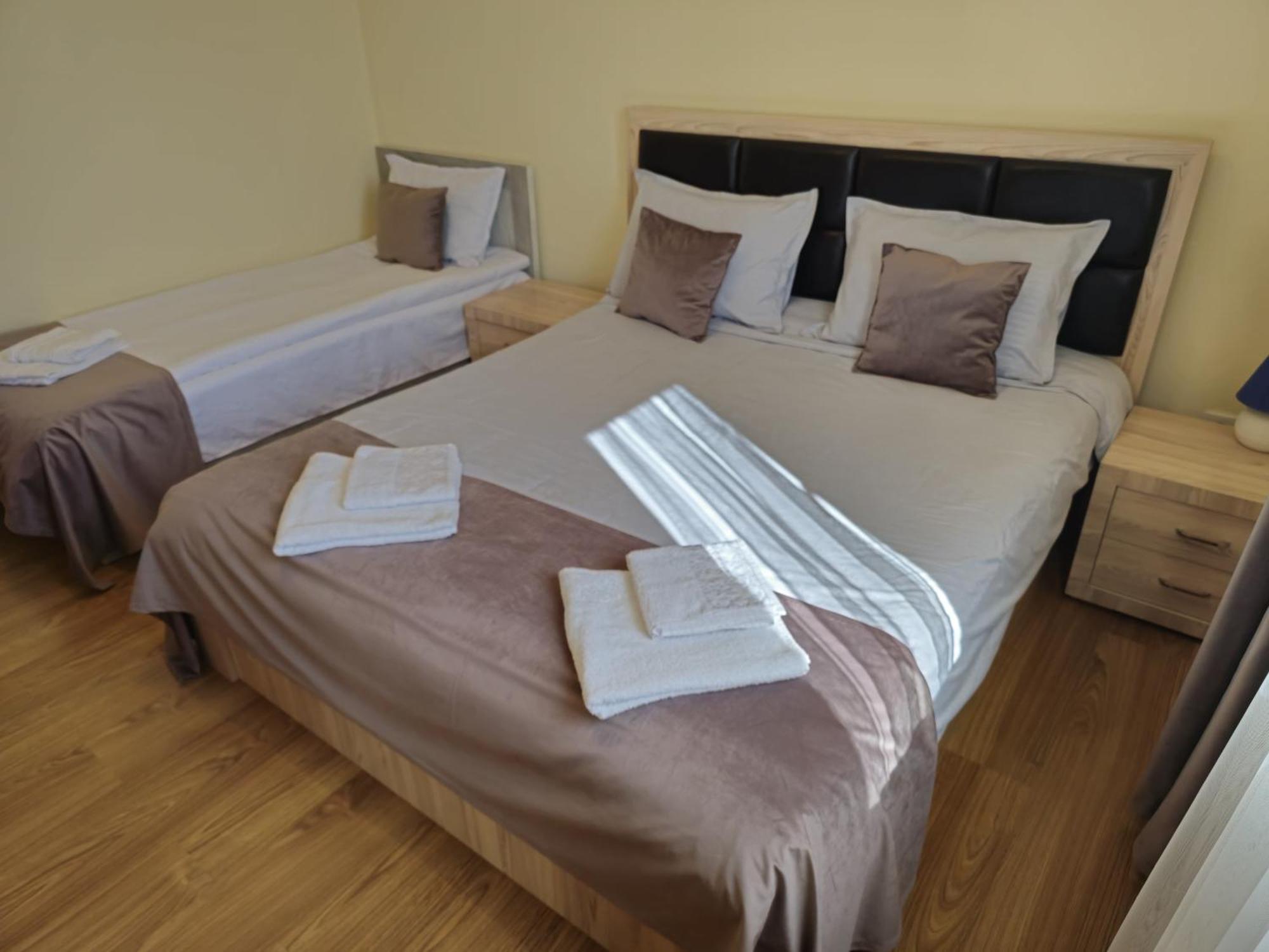 Zartonq Hotel Tat'ev Ngoại thất bức ảnh