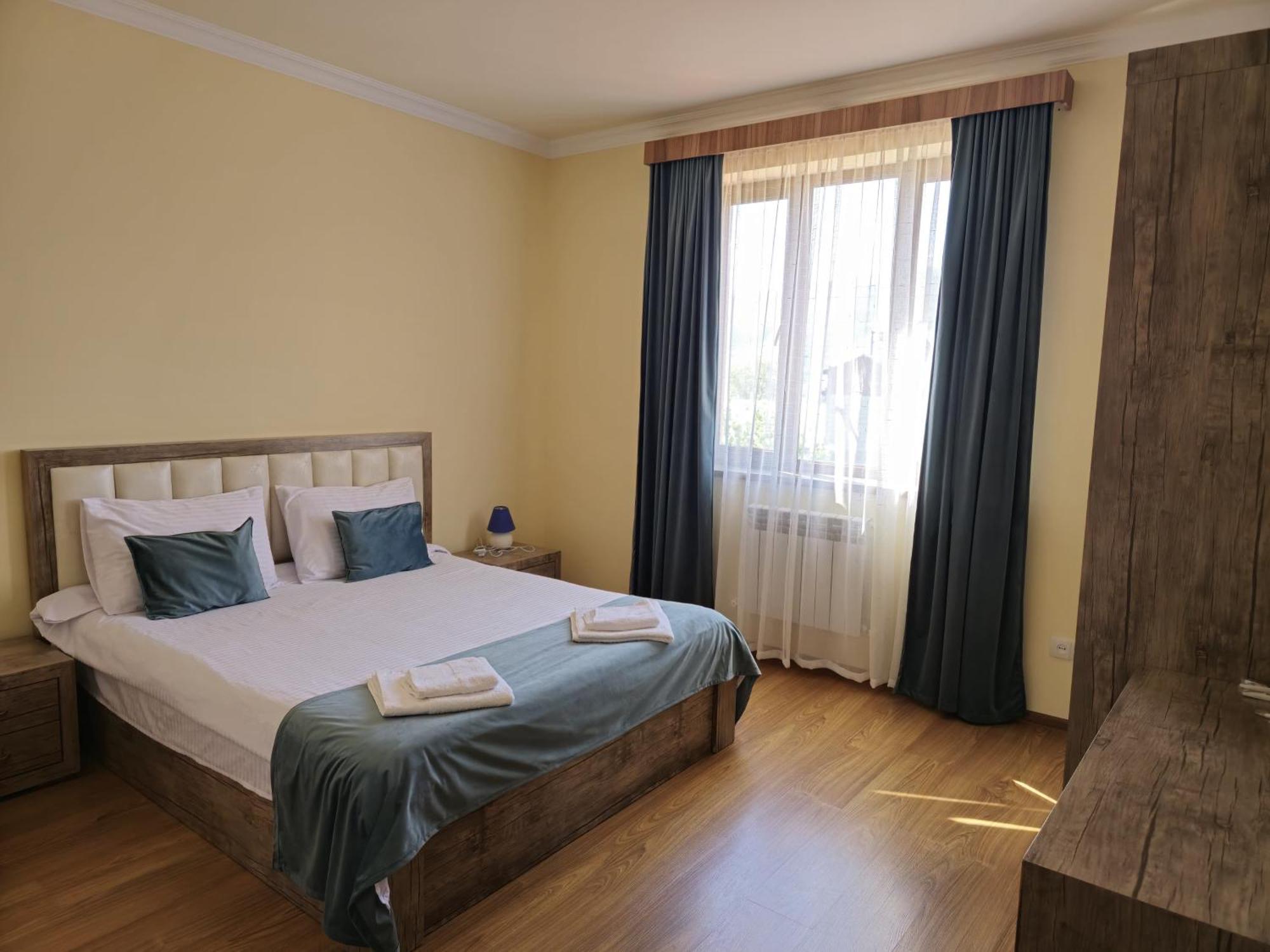 Zartonq Hotel Tat'ev Ngoại thất bức ảnh
