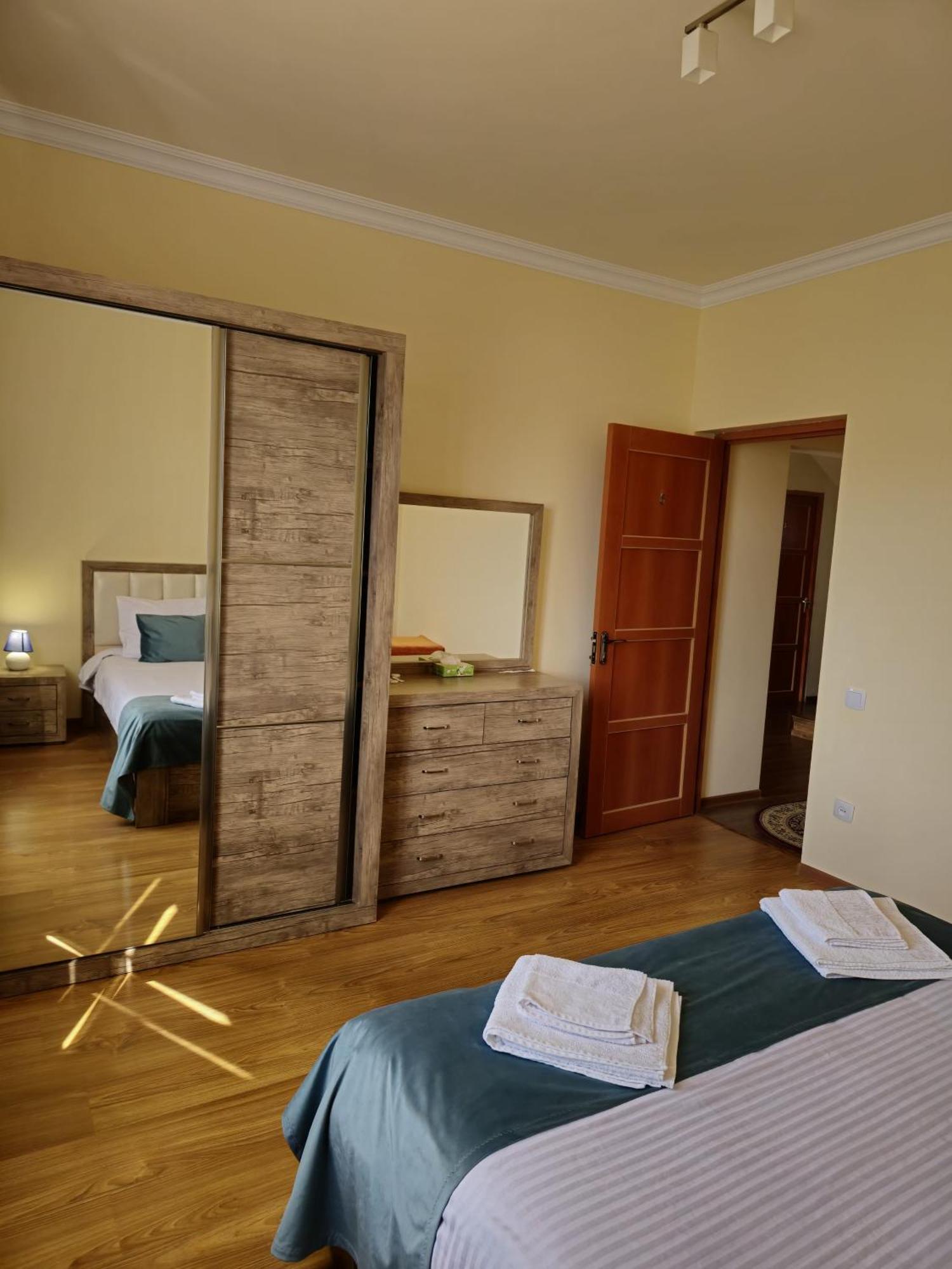 Zartonq Hotel Tat'ev Ngoại thất bức ảnh